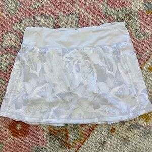 Lululemon Pace Rival skirt size 6 tall